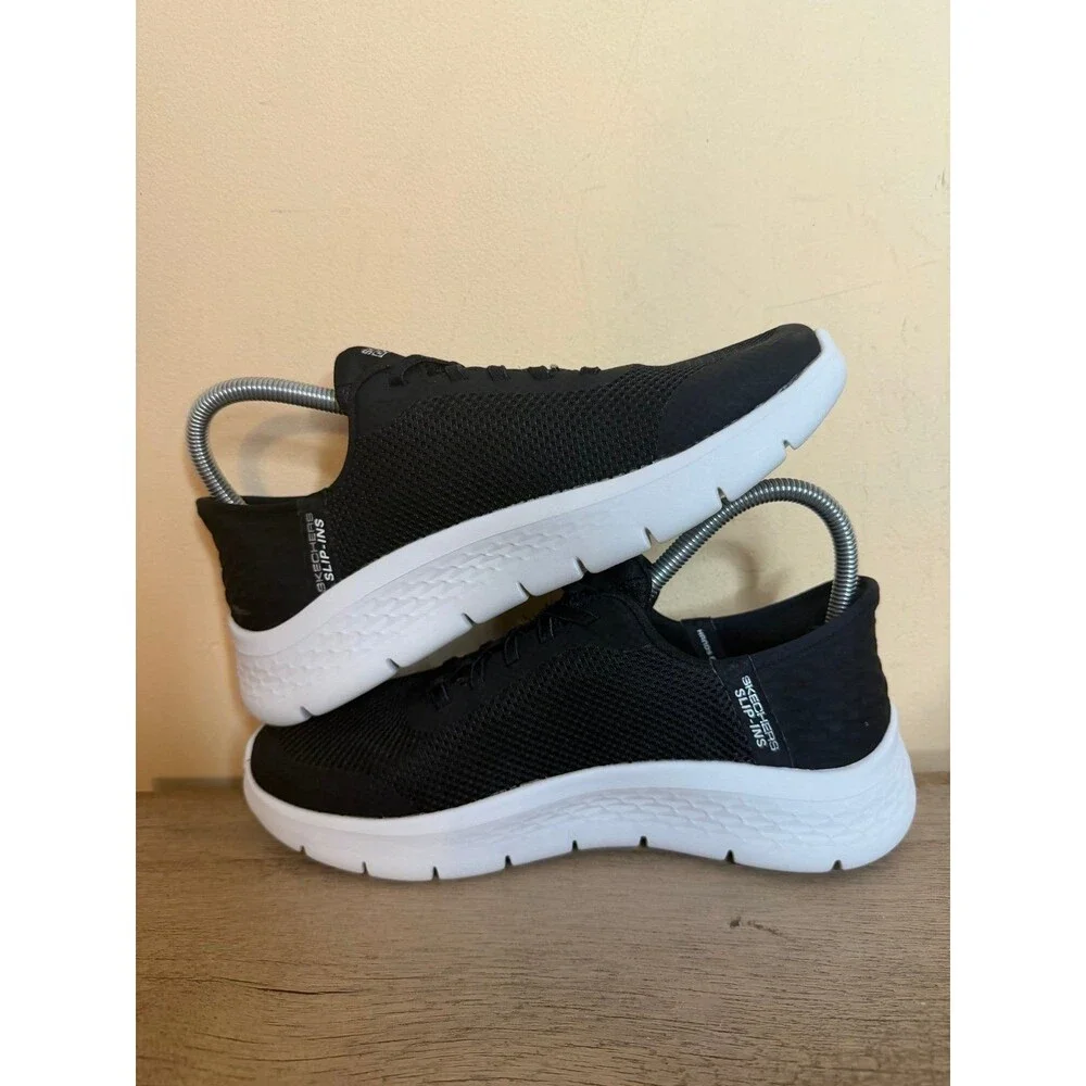 Skechers Go Walk Slip-Ins Women’s size 8 shoes